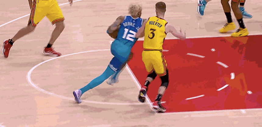 火箭擒下爵士,终结三连败 火箭擒下爵士,终结三连败