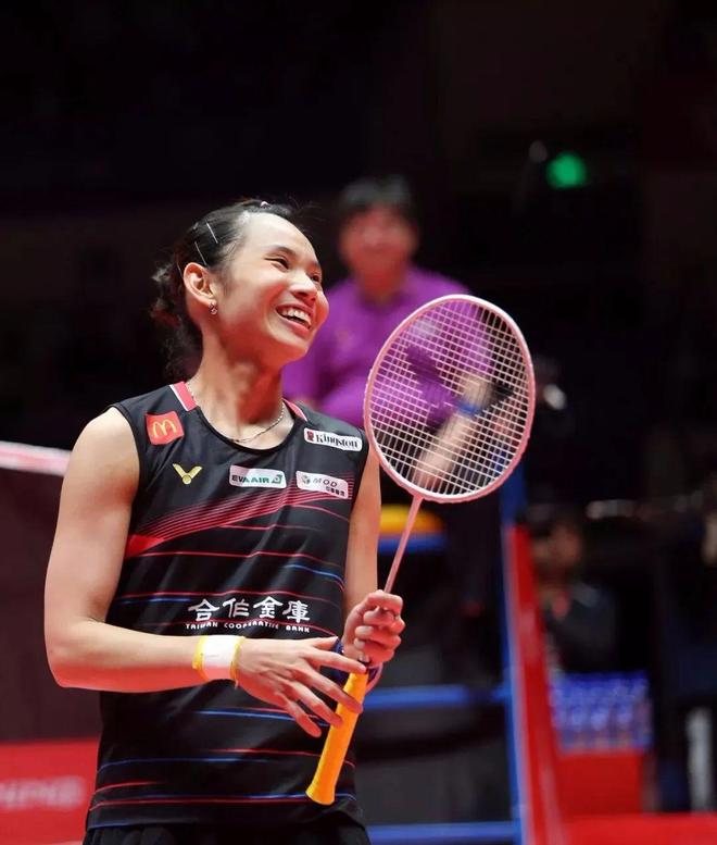 黑白直播-日本羽毛球队逆转中国羽毛球队，戴资颖高光表现的简单介绍