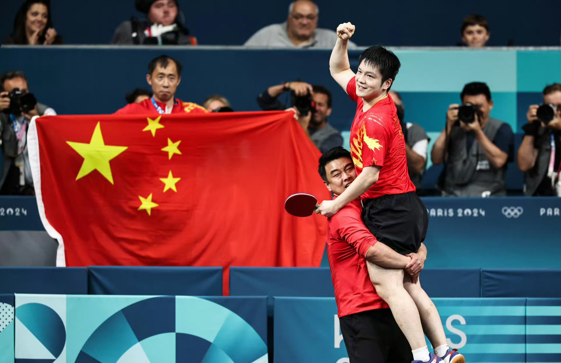 黑白直播nba-葡萄牙队鏖战瑞典队，樊振东统治全场