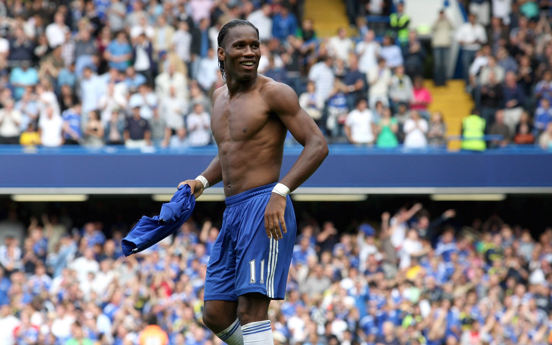 钢铁森林的生存法则,乔治的季后赛觉醒与广东队防守哲学