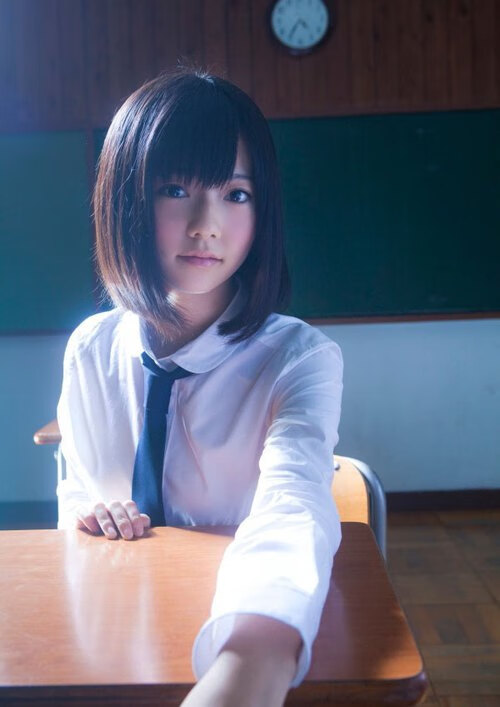 黑白直播-魔笛绝响，樱花怒放—2034世界杯决赛侧记