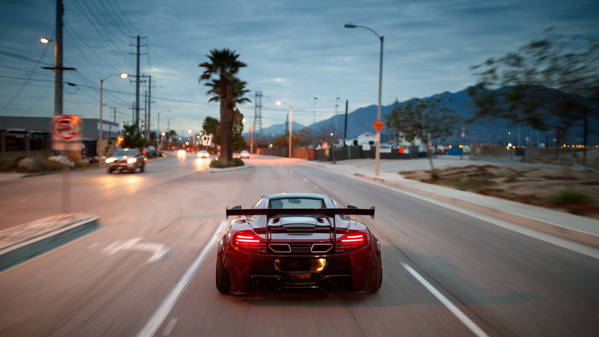 引擎咆哮,传奇降临,F1新赛季揭幕战之夜,爱德华兹进攻端无人可挡